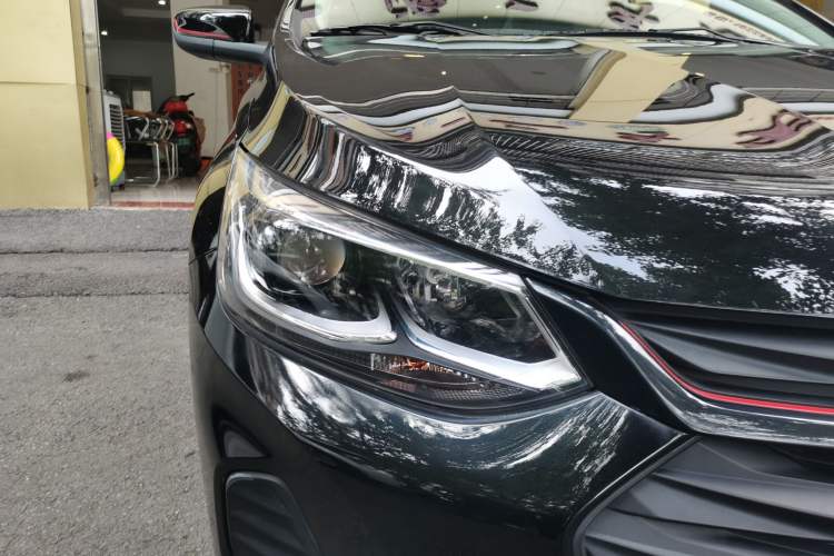 Used Chevrolet Cavalier 2020 Redline 325T Automatic Xinshang Edition China VI Standard Right Front Headlight