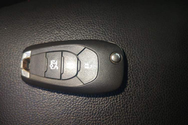 Used Chevrolet Cavalier 2020 325T Automatic Enjoyment Edition Vehicle Key