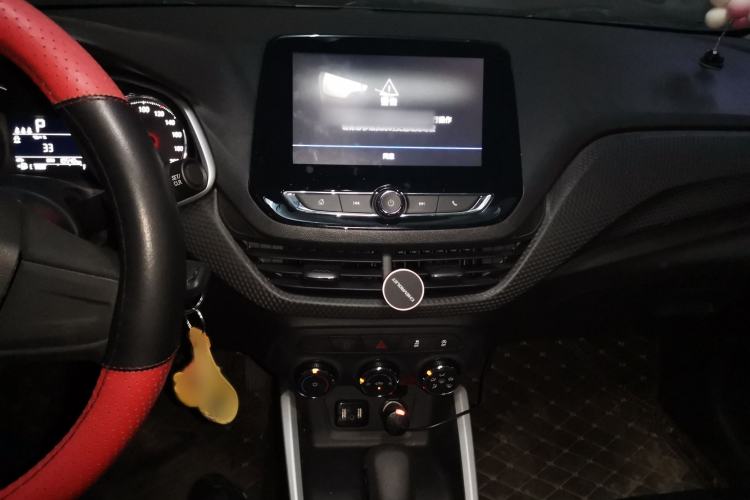 Used Chevrolet Cavalier 2020 Redline 325T Automatic Xinshang Edition China VI Standard Audio And AC Panel