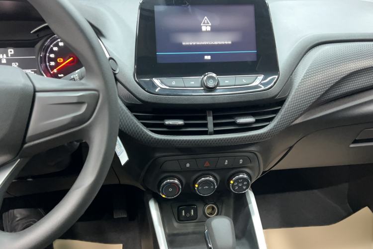 Used Chevrolet Cavalier 2020 Redline 325T Automatic Xinshang Edition China VI Standard Audio And AC Panel