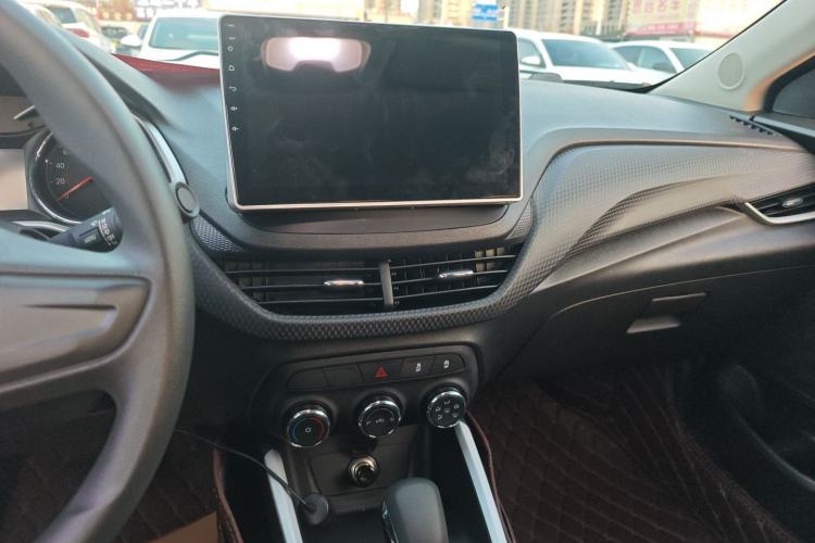 Used Chevrolet Cavalier 2020 325T Automatic Enjoyment Edition Audio And AC Panel