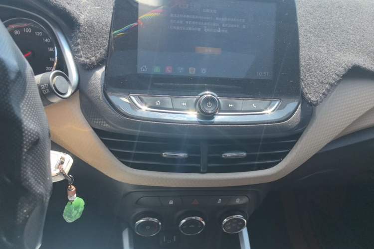 Used Chevrolet Cavalier 2020 Redline 325T Automatic Xinyao Edition China VI Standard Audio And AC Panel