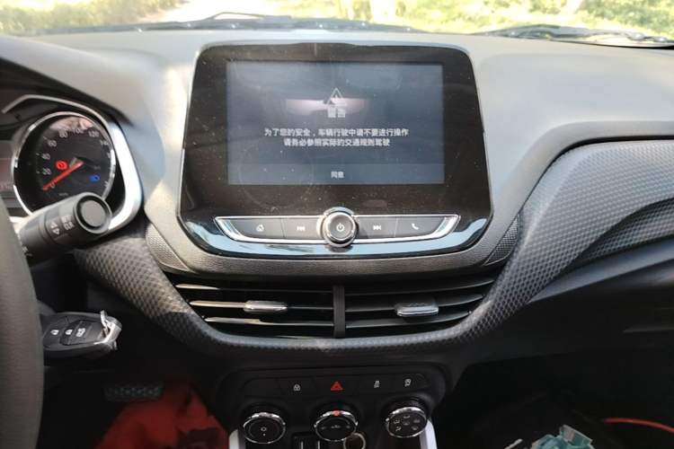 Used Chevrolet Cavalier 2020 Redline 325T Automatic Xinshang Edition China VI Standard Audio And AC Panel