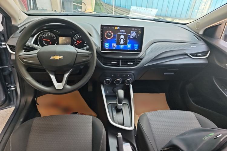 Used Chevrolet Cavalier 2020 325T Automatic Enjoyment Edition Center Console