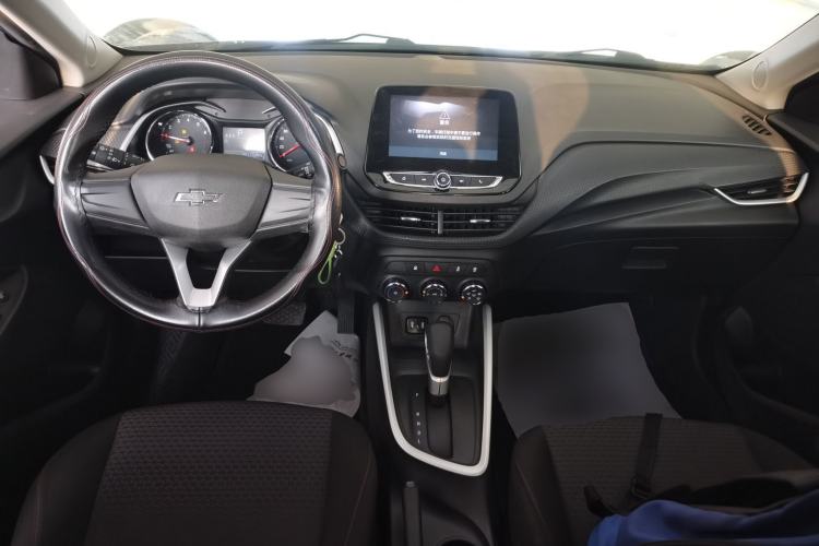 Used Chevrolet Cavalier 2020 Redline 325T Automatic Xinshang Edition China VI Standard Center Console