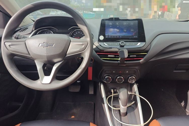 Used Chevrolet Cavalier 2020 Redline 325T Automatic Xinshang Edition China VI Standard Center Console