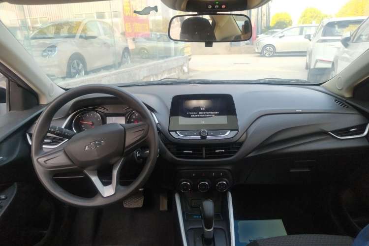 Used Chevrolet Cavalier 2020 Redline 325T Automatic Xinshang Edition Center Console