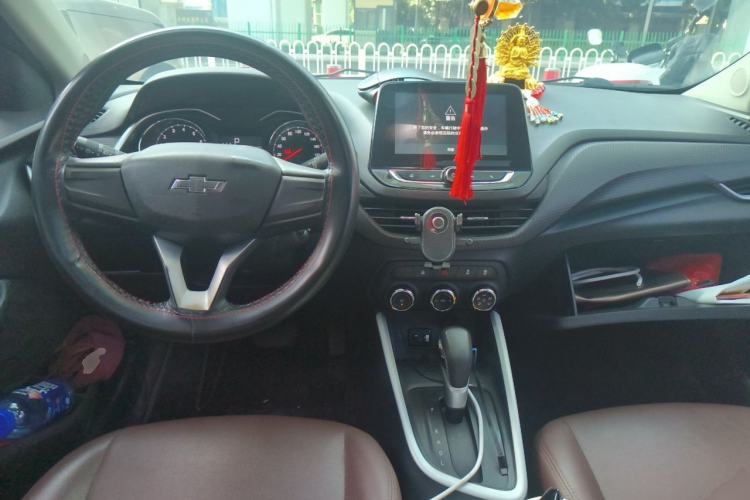 Used Chevrolet Cavalier 2020 Redline 325T Automatic Xinshang Edition China VI Standard Center Console