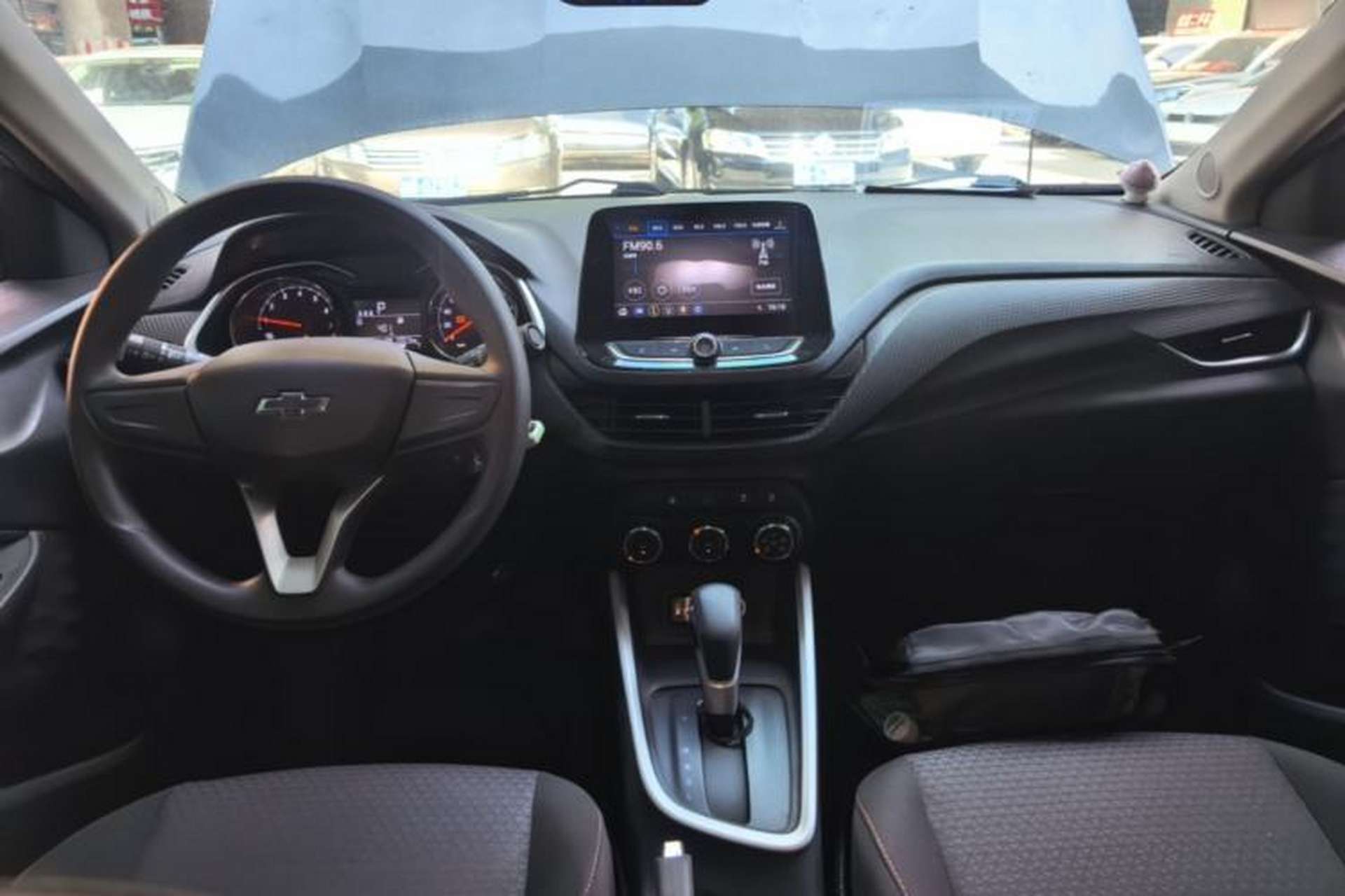 Used Chevrolet Cavalier 2020 Redline 325T Automatic Xinshang Edition China VI Standard Center Console