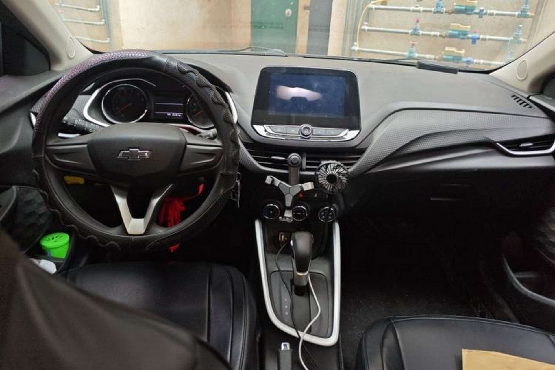 Used Chevrolet Cavalier 2020 Redline 325T Automatic Xinshang Edition China VI Standard Center Console