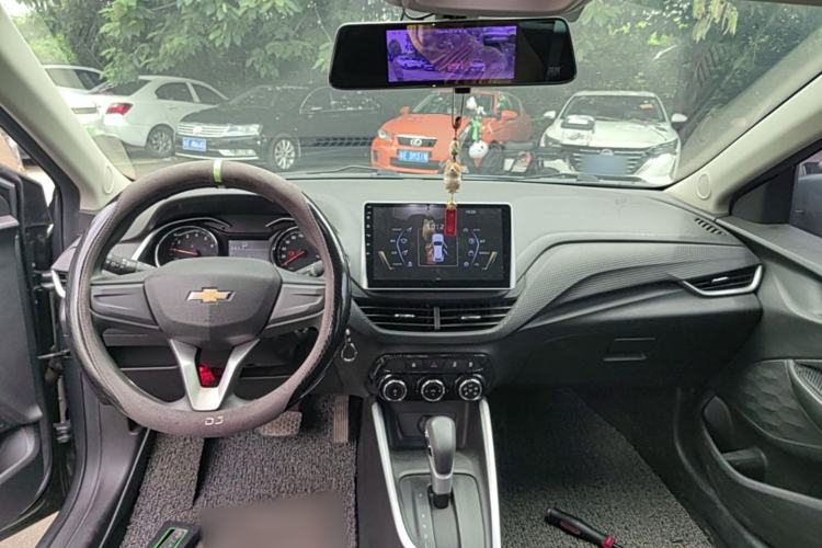 Used Chevrolet Cavalier 2020 325T Automatic Enjoyment Edition Center Console