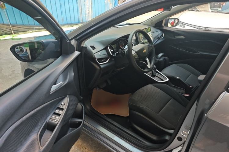 Used Chevrolet Cavalier 2020 325T Automatic Enjoyment Edition Driver Seat