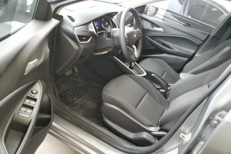 Used Chevrolet Cavalier 2020 325T Automatic Enjoyment Edition Driver Seat