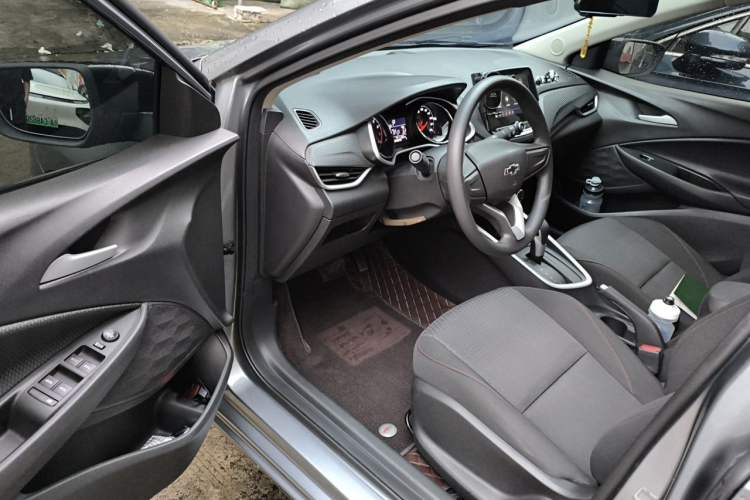 Used Chevrolet Cavalier 2020 Redline 325T Automatic Xinshang Edition China VI Standard Driver Seat