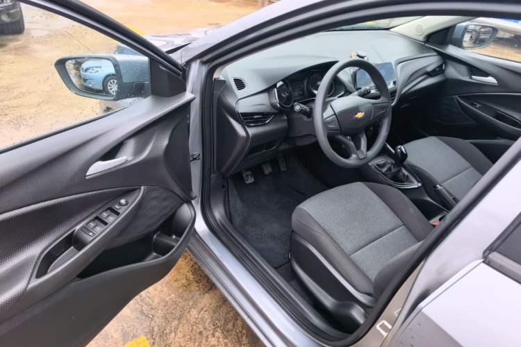 Used Chevrolet Cavalier 2020 320 Manual Enjoyment Edition Driver Seat