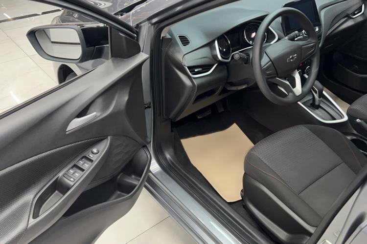 Used Chevrolet Cavalier 2020 Redline 325T Automatic Xinshang Edition China VI Standard Driver Seat