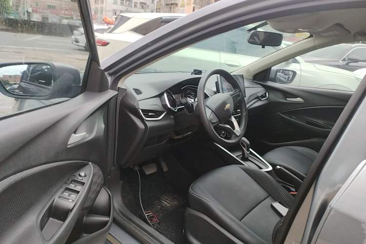 Used Chevrolet Cavalier 2020 325T Automatic Enjoyment Edition Driver Seat