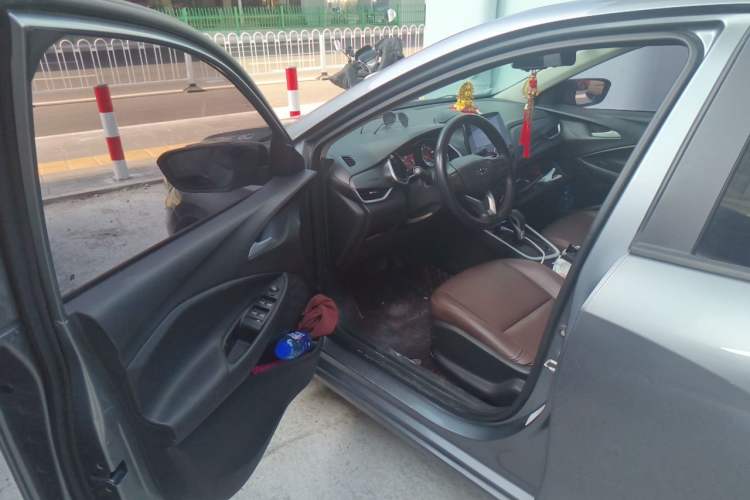 Used Chevrolet Cavalier 2020 Redline 325T Automatic Xinshang Edition China VI Standard Driver Seat