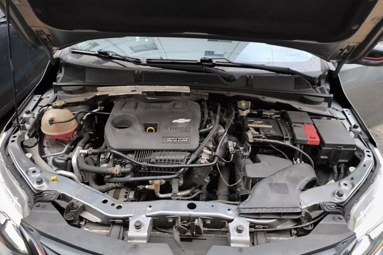 Used Chevrolet Cavalier 2020 Redline 325T Automatic Xinshang Edition China VI Standard Engine Bay