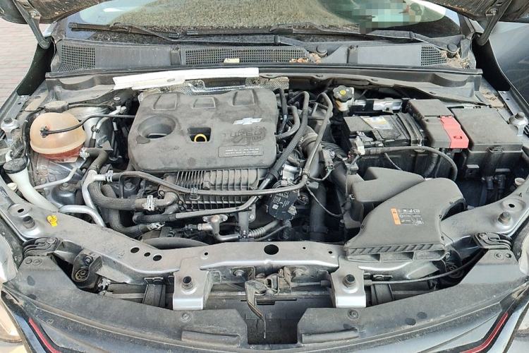 Used Chevrolet Cavalier 2020 Redline 325T Automatic Xinshang Edition China VI Standard Engine Bay