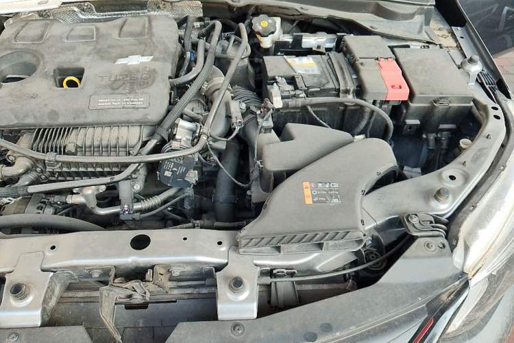 Used Chevrolet Cavalier 2020 Redline 325T Automatic Xinshang Edition China VI Standard Engine Bay Left