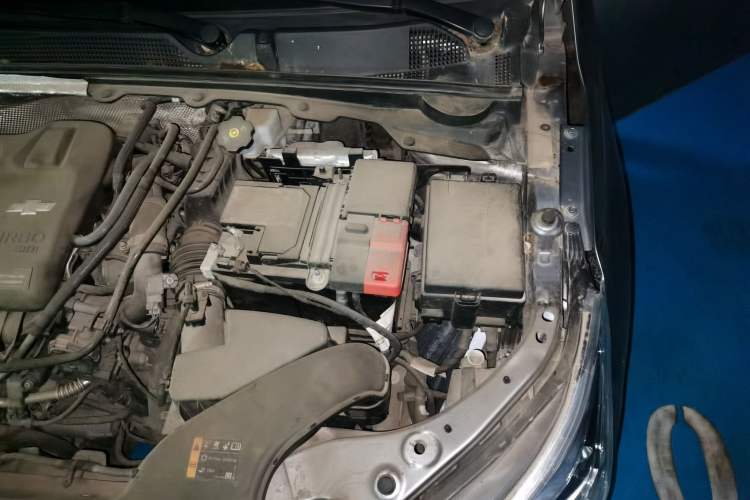 Used Chevrolet Cavalier 2020 325T Automatic Enjoyment Edition Engine Bay Left