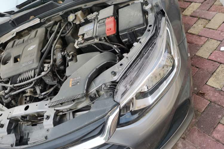 Used Chevrolet Cavalier 2020 325T Automatic Enjoyment Edition Engine Bay Left