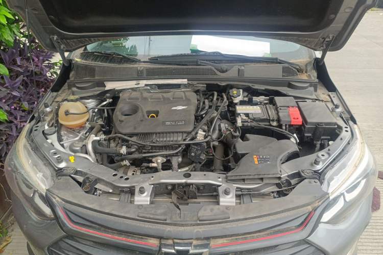 Used Chevrolet Cavalier 2020 Redline 325T Automatic Xinshang Edition Engine Bay