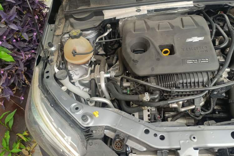 Used Chevrolet Cavalier 2020 Redline 325T Automatic Xinshang Edition Engine Bay Right