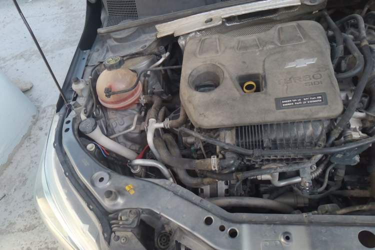 Used Chevrolet Cavalier 2020 Redline 325T Automatic Xinshang Edition China VI Standard Engine Bay Right