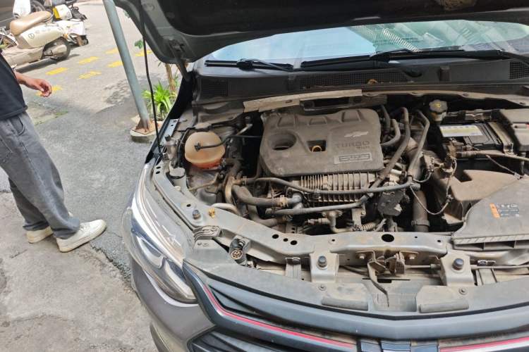 Used Chevrolet Cavalier 2020 Redline 325T Automatic Xinshang Edition China VI Standard Engine Bay Right