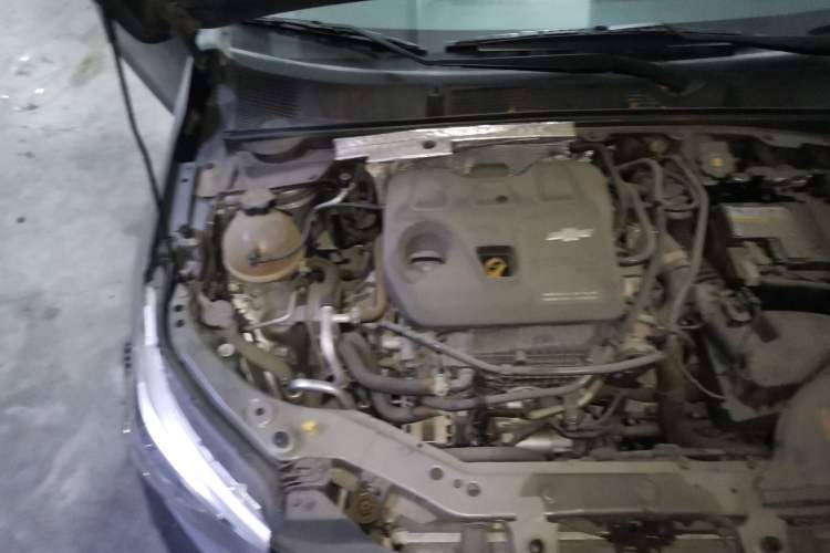 Used Chevrolet Cavalier 2020 Redline 325T Automatic Xinshang Edition China VI Standard Engine Bay Right