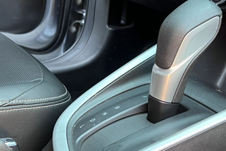 Used Chevrolet Cavalier 2020 Redline 325T Automatic Xinyao Edition China VI Standard Gear Lever