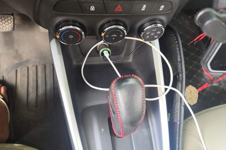 Used Chevrolet Cavalier 2020 325T Automatic Enjoyment Edition Gear Lever