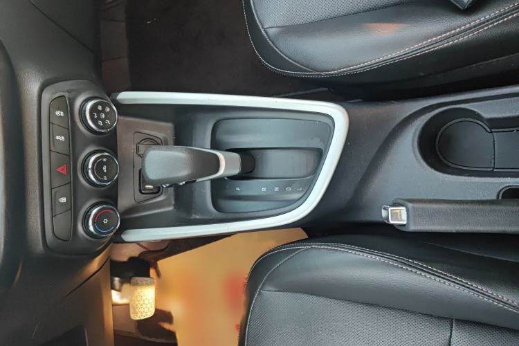 Used Chevrolet Cavalier 2020 Redline 325T Automatic Xinyao Edition China VI Standard Gear Lever