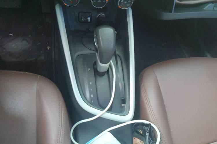 Used Chevrolet Cavalier 2020 Redline 325T Automatic Xinshang Edition China VI Standard Gear Lever