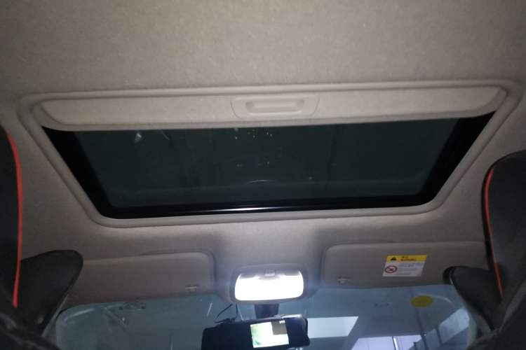 Used Chevrolet Cavalier 2020 Redline 325T Automatic Xinshang Edition China VI Standard Headliner