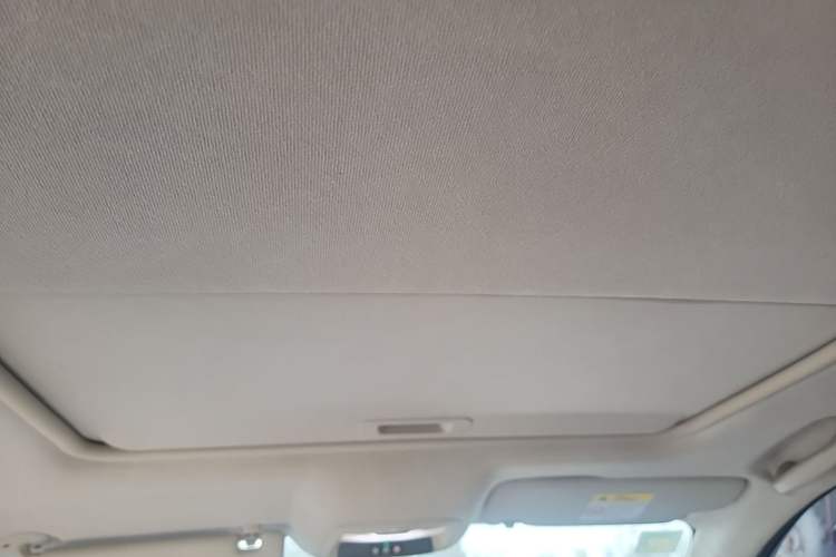 Used Chevrolet Cavalier 2020 Redline 325T Automatic Xinshang Edition China VI Standard Headliner