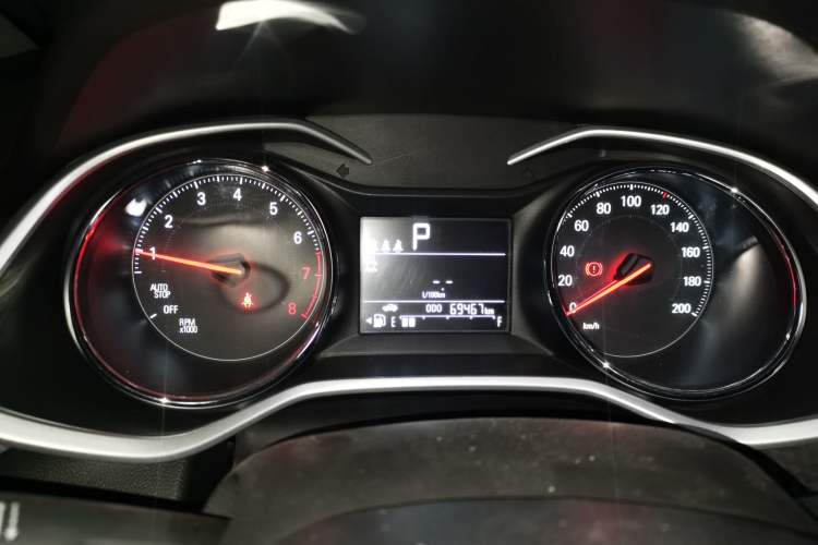 Used Chevrolet Cavalier 2020 325T Automatic Enjoyment Edition Instrument Cluster