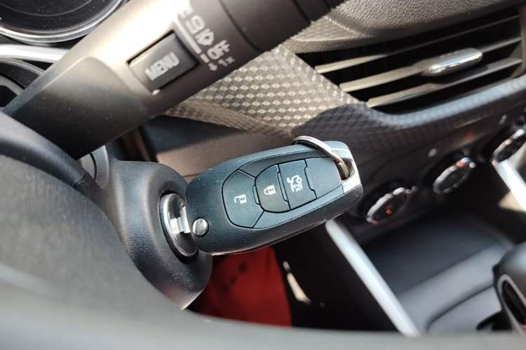 Used Chevrolet Cavalier 2020 Redline 325T Automatic Xinshang Edition China VI Standard Interior 1