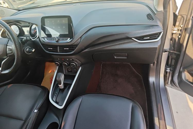 Used Chevrolet Cavalier 2020 Redline 325T Automatic Xinyao Edition China VI Standard Interior 3