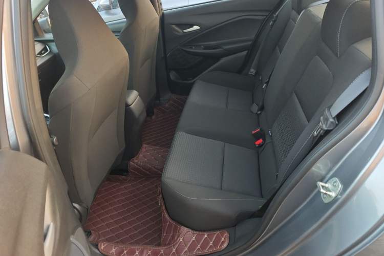 Used Chevrolet Cavalier 2020 325T Automatic Enjoyment Edition Interior 3