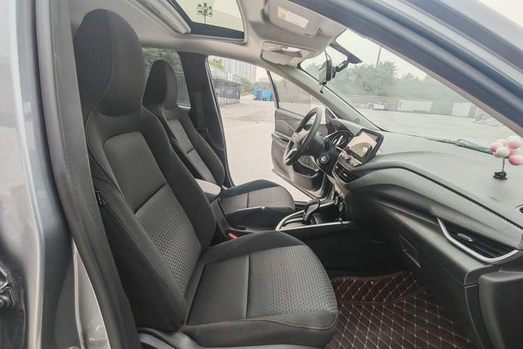 Used Chevrolet Cavalier 2020 Redline 325T Automatic Xinshang Edition China VI Standard Interior 5