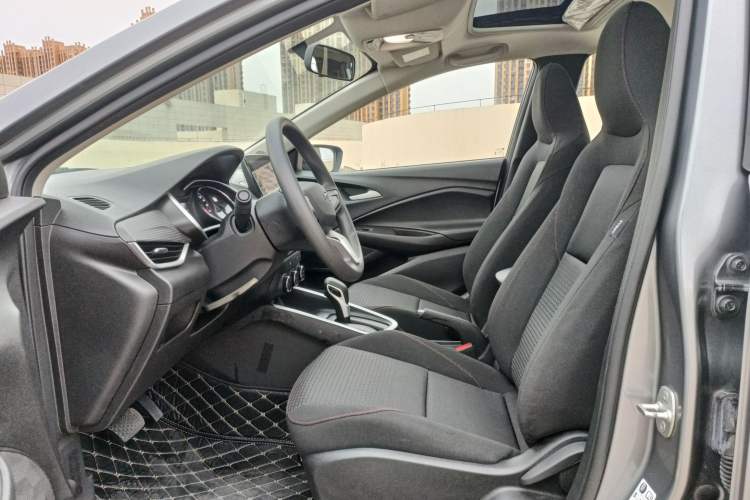Used Chevrolet Cavalier 2020 Redline 325T Automatic Xinshang Edition Interior 5