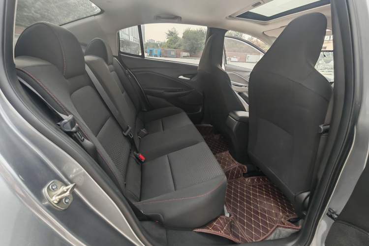 Used Chevrolet Cavalier 2020 Redline 325T Automatic Xinshang Edition China VI Standard Interior 6