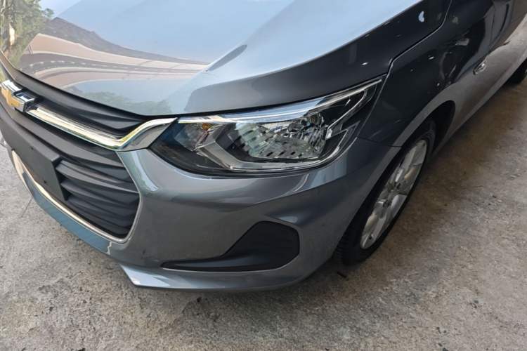 Used Chevrolet Cavalier 2020 325T Automatic Enjoyment Edition Left Front Headlight