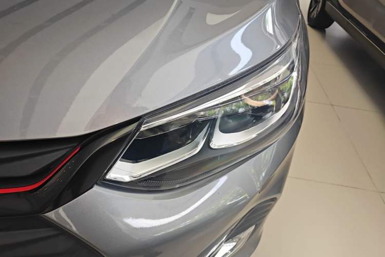 Used Chevrolet Cavalier 2020 Redline 325T Automatic Xinshang Edition Left Front Headlight