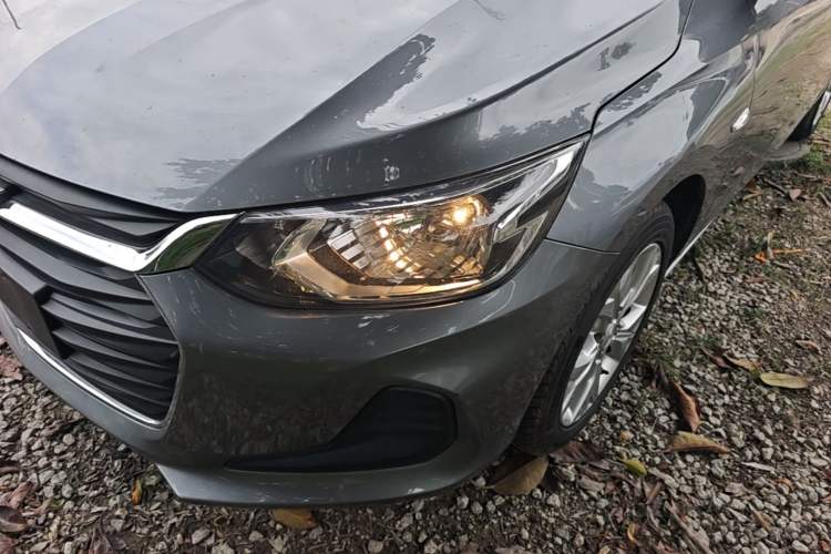 Used Chevrolet Cavalier 2020 325T Automatic Enjoyment Edition Left Front Headlight