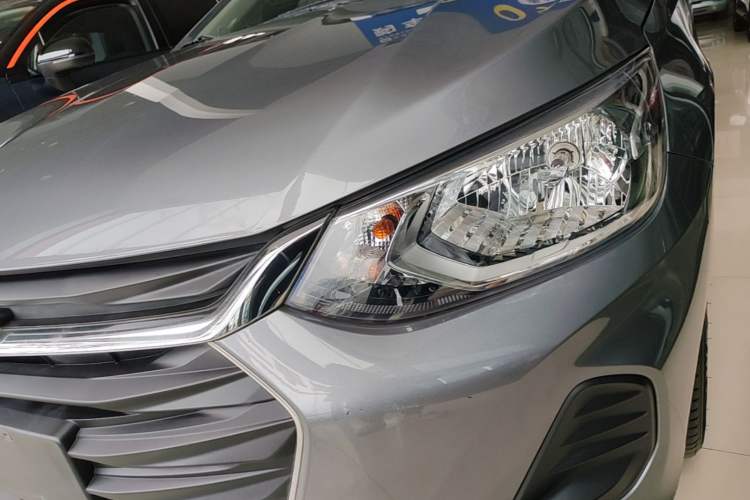 Used Chevrolet Cavalier 2020 325T Automatic Enjoyment Edition Left Front Headlight