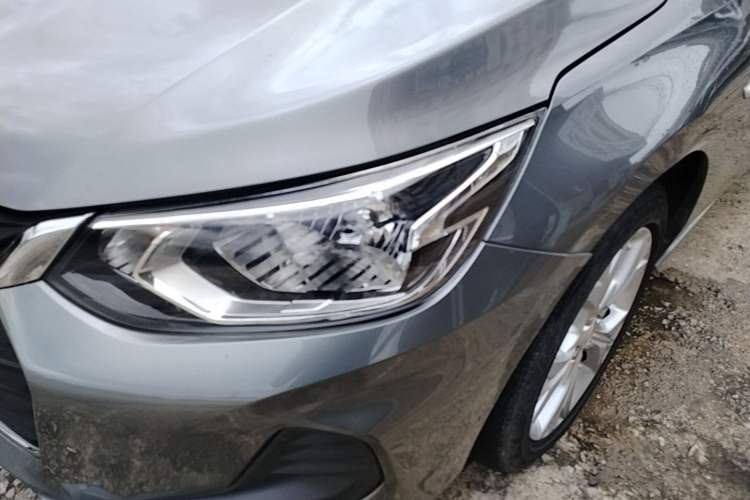 Used Chevrolet Cavalier 2020 325T Automatic Enjoyment Edition Left Front Headlight